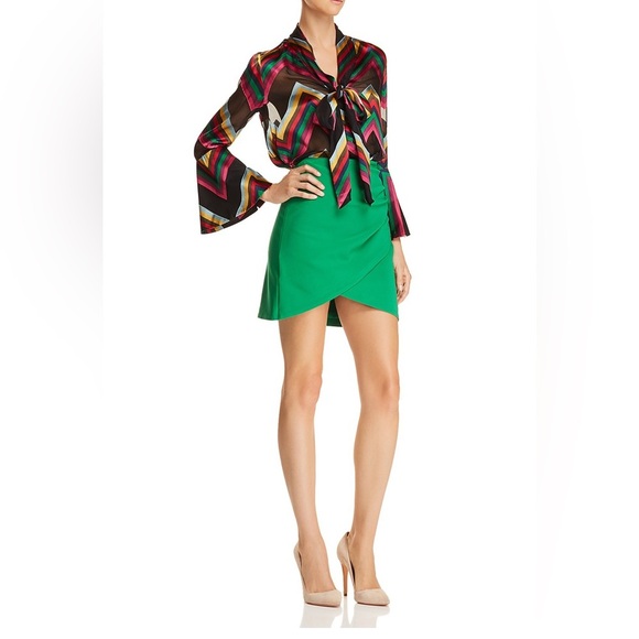 Alice + Olivia Vidalia Mini Skirt, Juniper - Picture 3 of 13